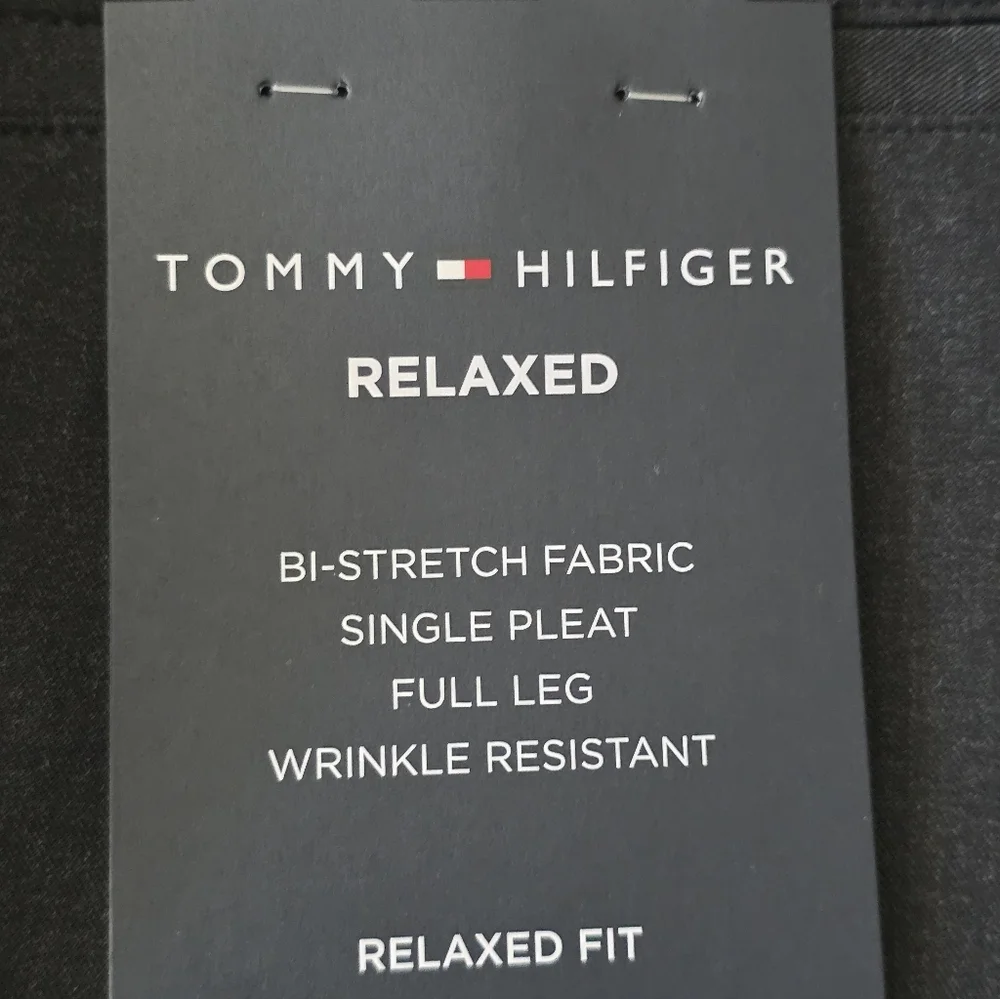 $95 Tommy Hilfiger Mens Pants 36Wx 30L Charcoal Modern Wrinkle Free NWT Career